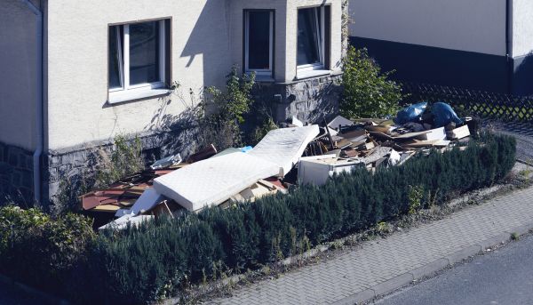 Yard Junk Removal in Harrisburg
